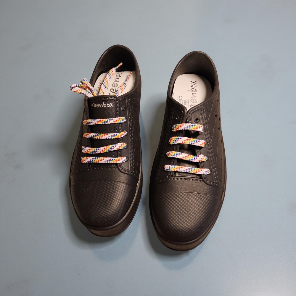 NWOT Black Synethic Water Shoes or Sneakers with Multicolor Laces Size 9